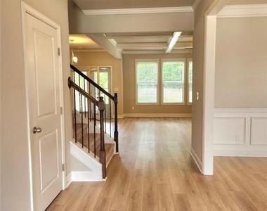 3078 Ivy Crossing Drive - Photo Thumbnail 2
