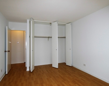 211 E Ohio Street - Photo Thumbnail 15