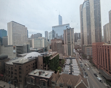 10 E Ontario Street - Photo Thumbnail 3