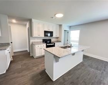 52 Suwannee Way - Photo Thumbnail 3