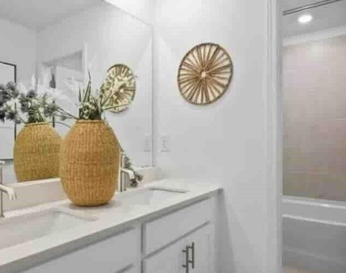 372 Red Dragon Drive - Photo Thumbnail 8