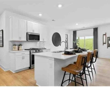 372 Red Dragon Drive - Photo Thumbnail 1