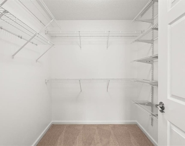 1305 Village Lane - Photo Thumbnail 17