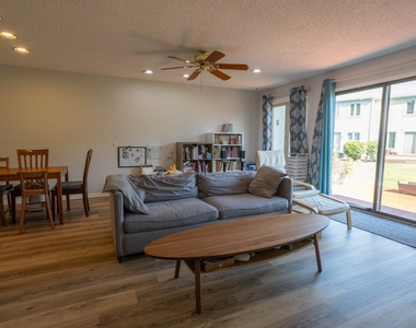 296 Tanager Court - Photo Thumbnail 12
