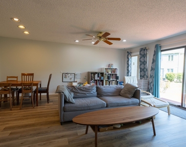 296 Tanager Court - Photo Thumbnail 13
