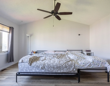 296 Tanager Court - Photo Thumbnail 9