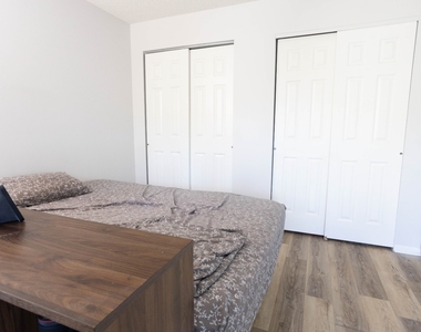 296 Tanager Court - Photo Thumbnail 15