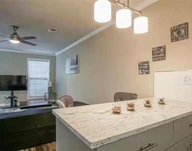 846 Park Place - Photo Thumbnail 123