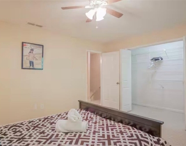 846 Park Place - Photo Thumbnail 41