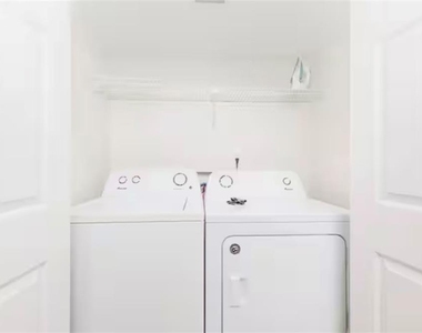 846 Park Place - Photo Thumbnail 150