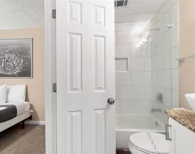 846 Park Place - Photo Thumbnail 81