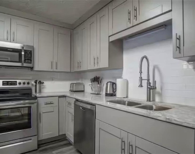 846 Park Place - Photo Thumbnail 98