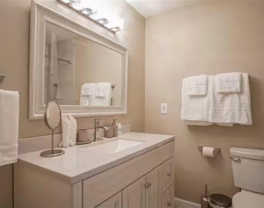 846 Park Place - Photo Thumbnail 114