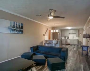 846 Park Place - Photo Thumbnail 90