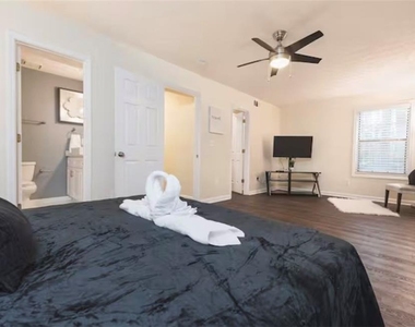 846 Park Place - Photo Thumbnail 143