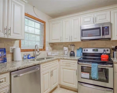 846 Park Place - Photo Thumbnail 48