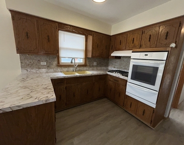 5350 N Central Avenue - Photo Thumbnail 14