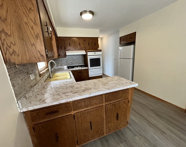 5350 N Central Avenue - Photo Thumbnail 12
