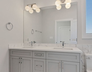 3545 W Belmont Avenue - Photo Thumbnail 8