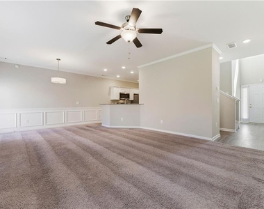231 Eva Way Ne - Photo Thumbnail 6
