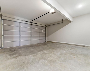 231 Eva Way Ne - Photo Thumbnail 21