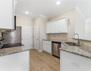 231 Eva Way Ne - Photo Thumbnail 9