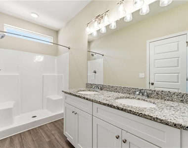 231 Eva Way Ne - Photo Thumbnail 20