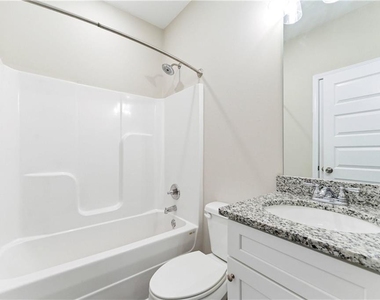 231 Eva Way Ne - Photo Thumbnail 14