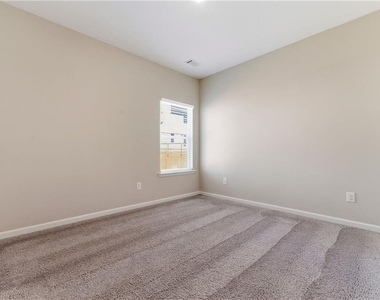 231 Eva Way Ne - Photo Thumbnail 16
