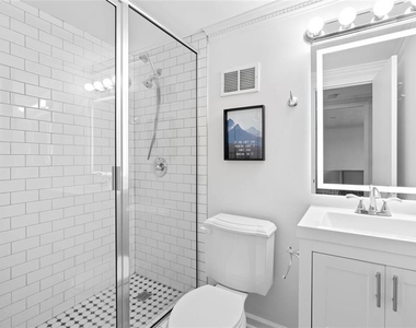 2965 Pharr Court South Nw - Photo Thumbnail 8