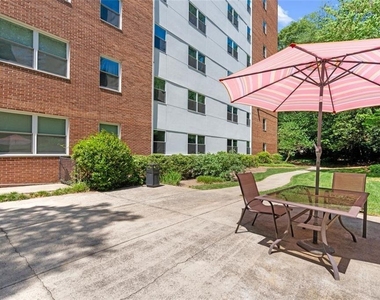 2965 Pharr Court South Nw - Photo Thumbnail 16