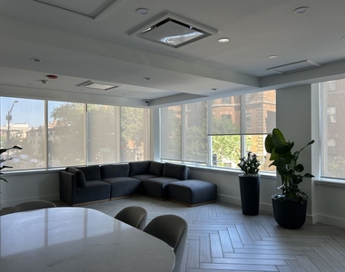 655 W Irving Park Road - Photo Thumbnail 17