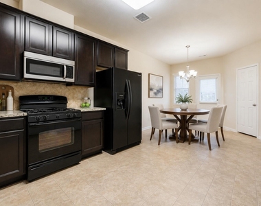 1602 Grable Cove Lane - Photo Thumbnail 2