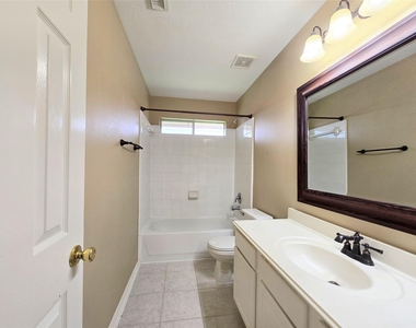 147 W Russet Grove Circle - Photo Thumbnail 25