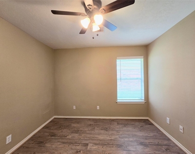 147 W Russet Grove Circle - Photo Thumbnail 27