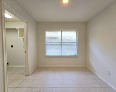 147 W Russet Grove Circle - Photo Thumbnail 29