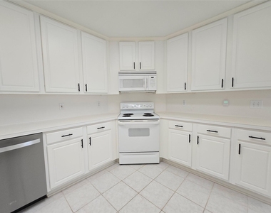 147 W Russet Grove Circle - Photo Thumbnail 15