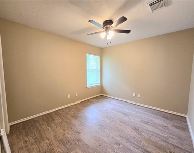 147 W Russet Grove Circle - Photo Thumbnail 23