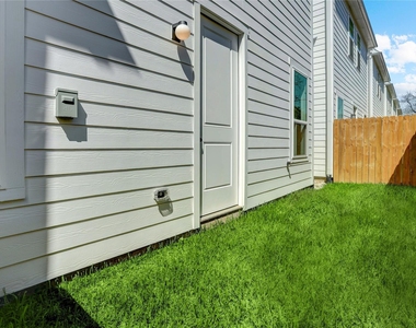 9604 Burden Street - Photo Thumbnail 29