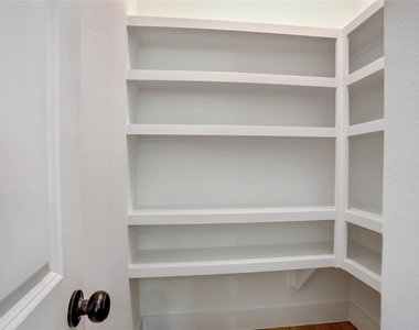 9604 Burden Street - Photo Thumbnail 16