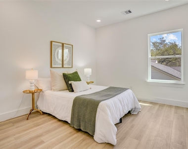 9604 Burden Street - Photo Thumbnail 27