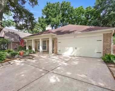 8910 Driftstone Drive - Photo Thumbnail 27