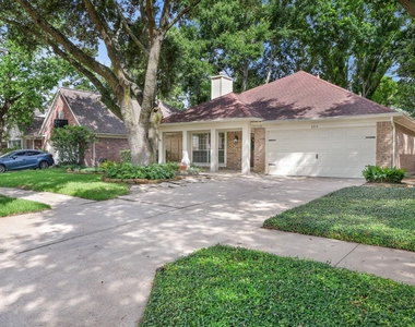 8910 Driftstone Drive - Photo Thumbnail 26