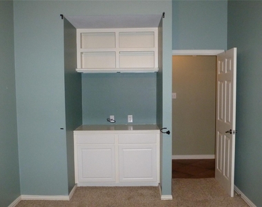 4823 Cypress Spring Drive - Photo Thumbnail 21