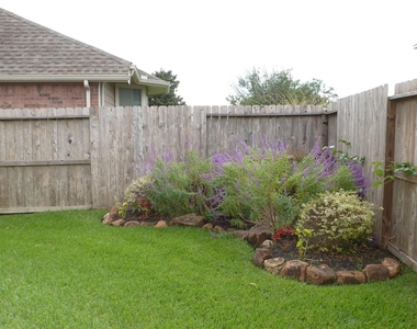 4823 Cypress Spring Drive - Photo Thumbnail 28