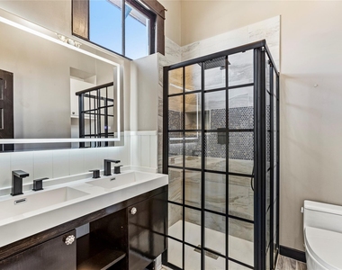 3902 Bernardo De Galvez - Photo Thumbnail 18