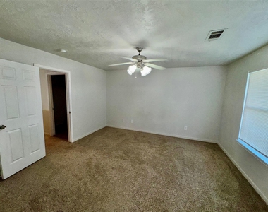 15931 Winston Point Lane Lane - Photo Thumbnail 10