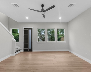 2347 Knoblock - Photo Thumbnail 11