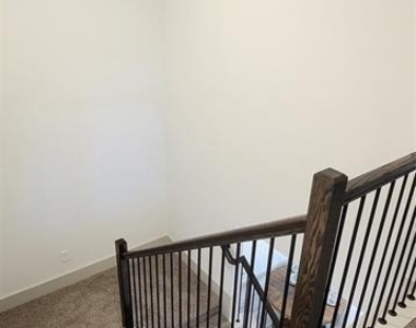 1015 Starcross Bend Drive - Photo Thumbnail 2