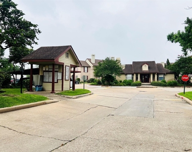 2120 El Paseo Street - Photo Thumbnail 4